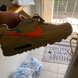 Meet your Posher, Manuel